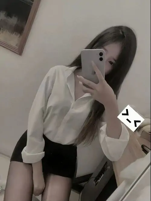 tuyen chon anh thieu nu mac vay ngan sanh dieu nhat 11