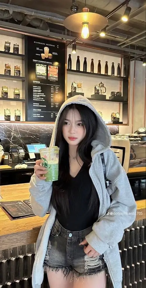 tuyen tap hinh nen girl xinh trong treo cho dien thoai 5